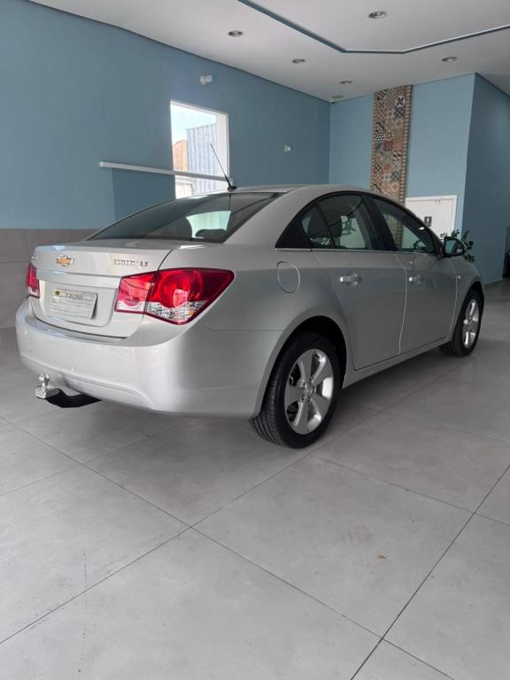 CHEVROLET Cruze Sedan - Foto