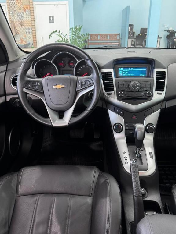 CHEVROLET Cruze Sedan - Foto