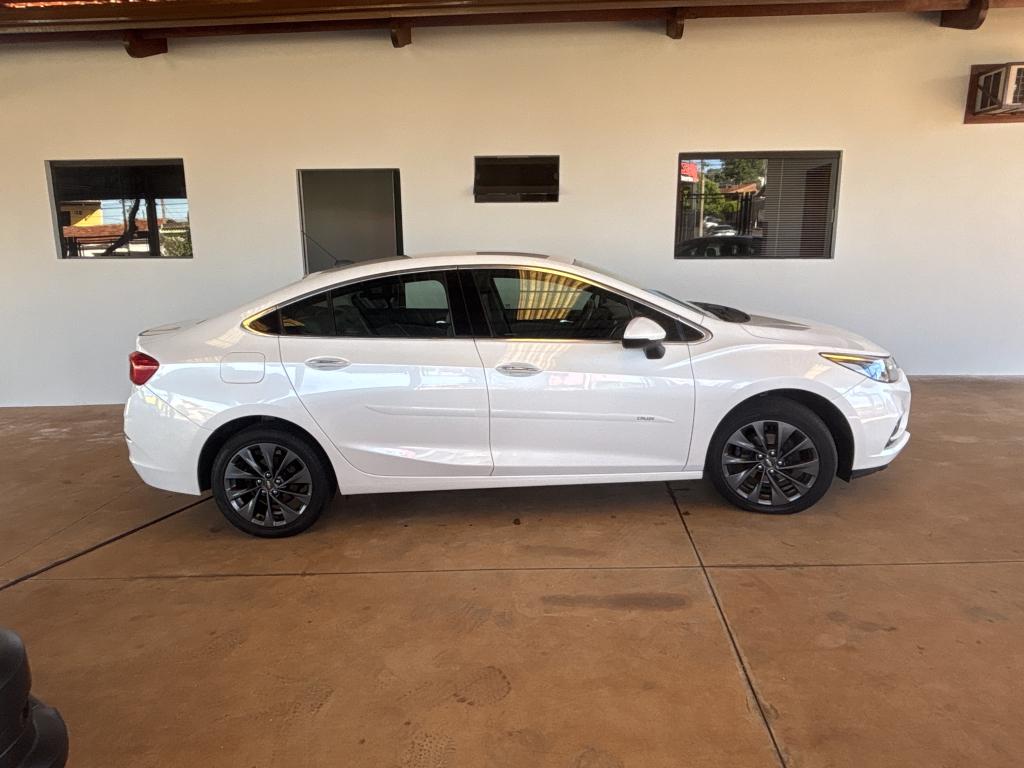 CHEVROLET Cruze Sedan - Foto