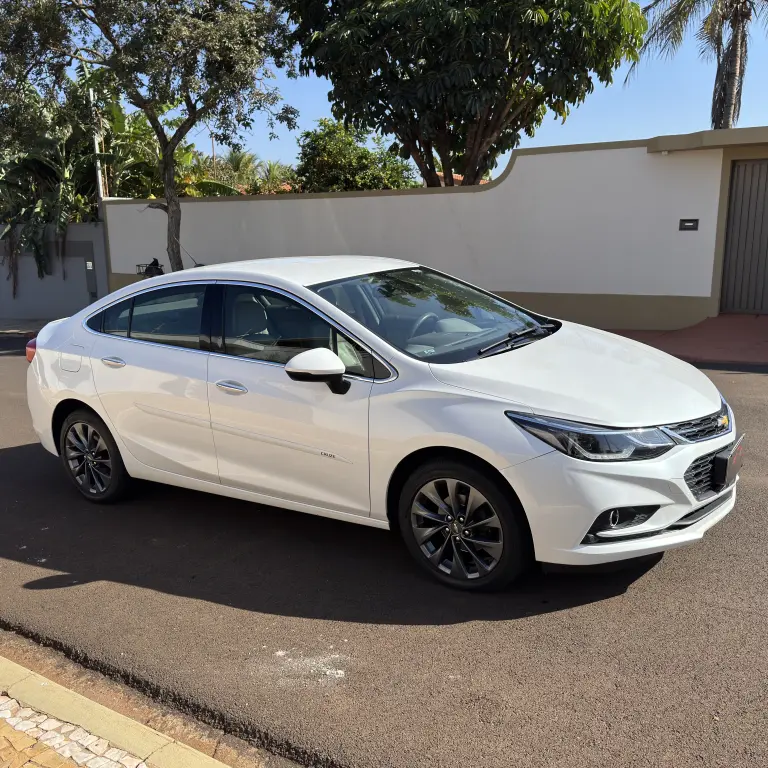 CHEVROLET Cruze Sedan - Foto