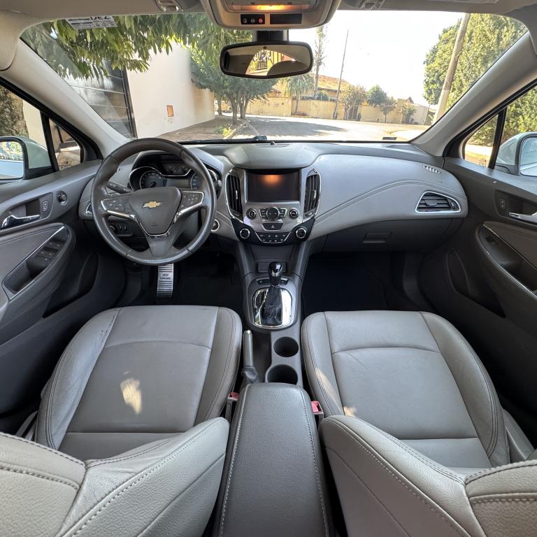 CHEVROLET Cruze Sedan - Foto