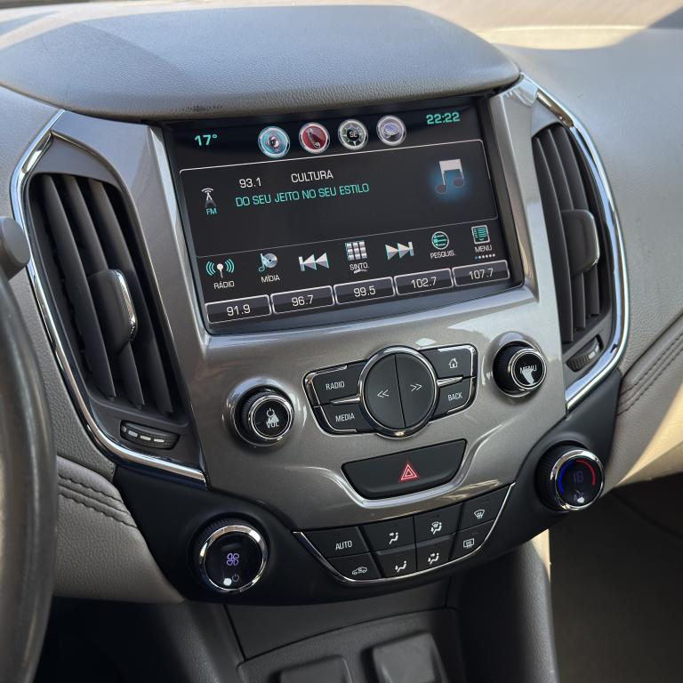 CHEVROLET Cruze Sedan - Foto