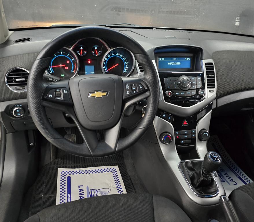 CHEVROLET Cruze Sedan - Foto