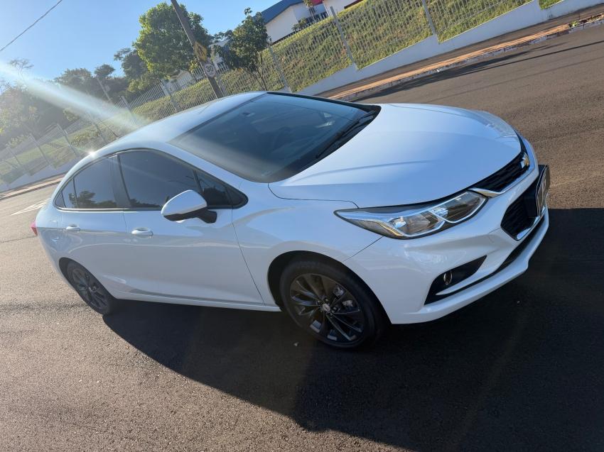 CHEVROLET Cruze Sedan - Foto