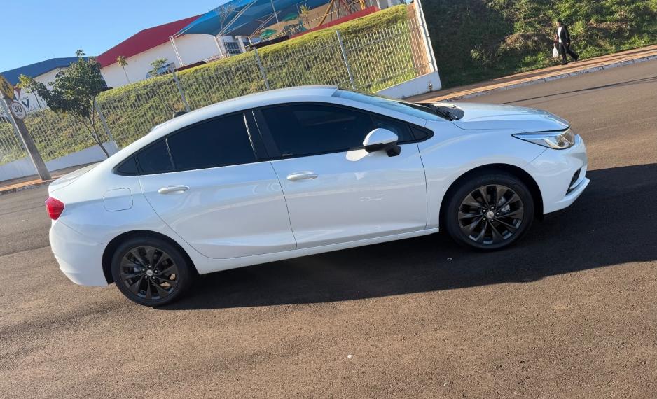 CHEVROLET Cruze Sedan - Foto
