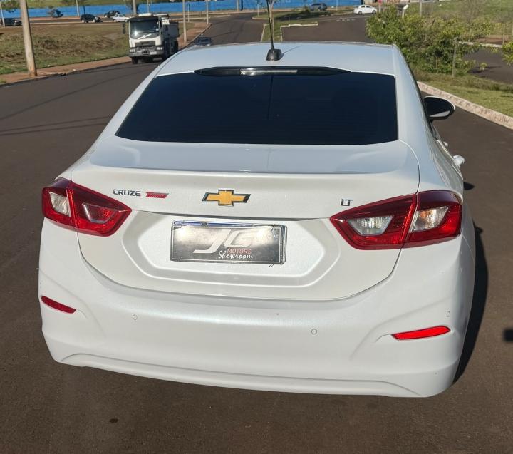 CHEVROLET Cruze Sedan - Foto