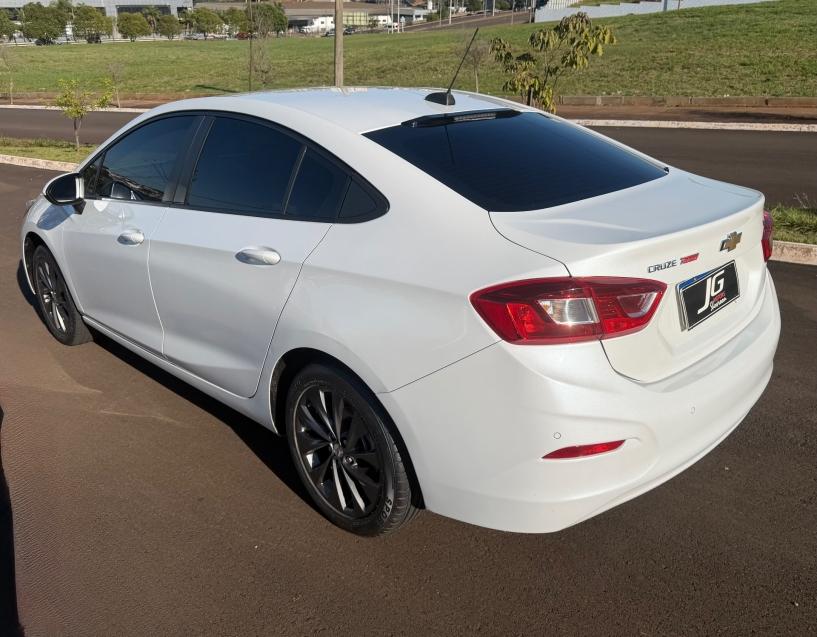CHEVROLET Cruze Sedan - Foto