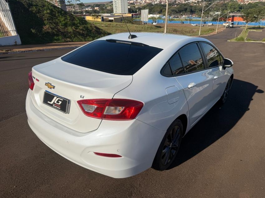 CHEVROLET Cruze Sedan - Foto