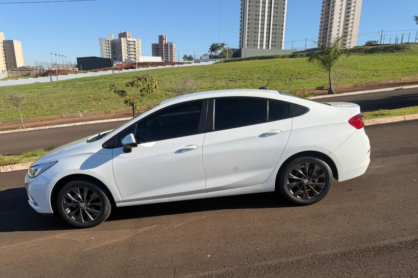 CHEVROLET Cruze Sedan - Foto
