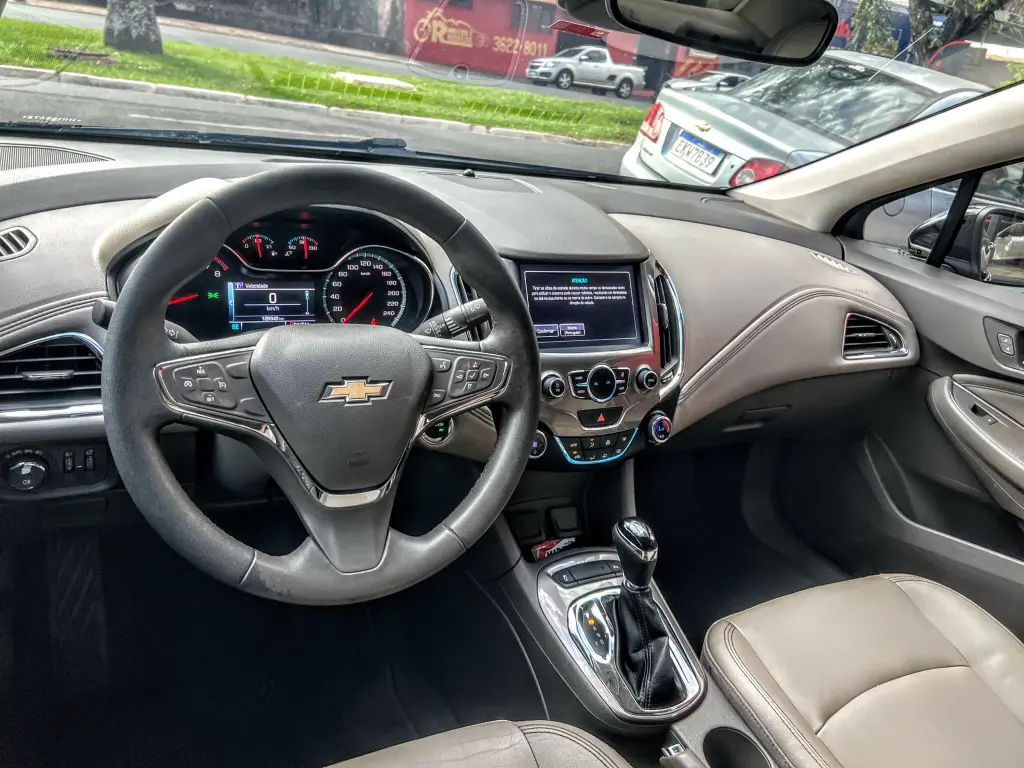 CHEVROLET Cruze Sedan - Foto