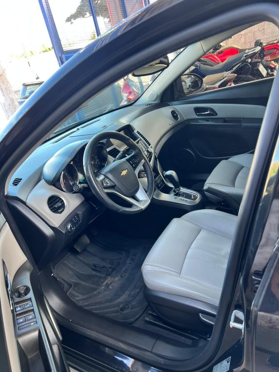 CHEVROLET Cruze Sedan - Foto