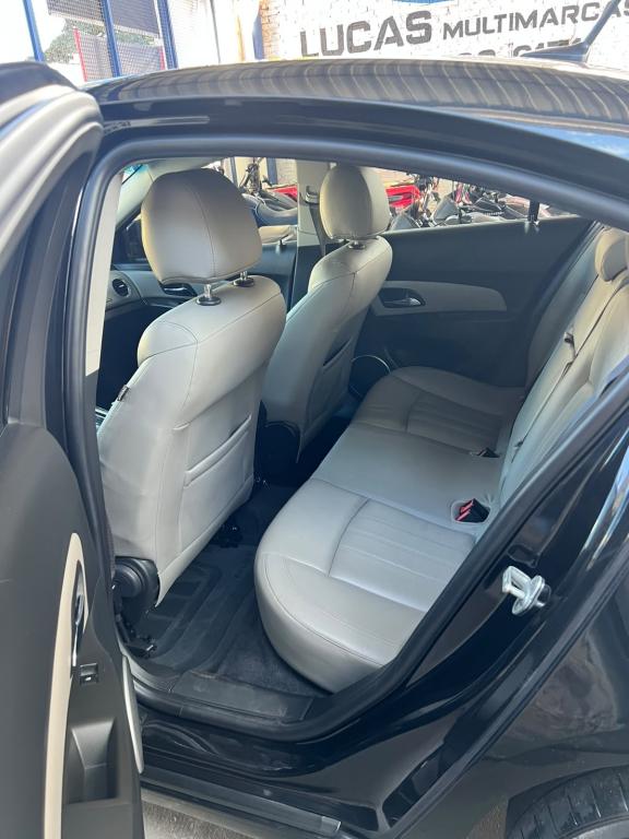 CHEVROLET Cruze Sedan - Foto