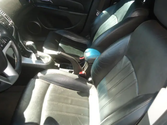CHEVROLET Cruze Sedan - Foto