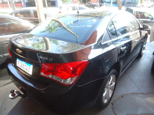 CHEVROLET Cruze Sedan - Foto