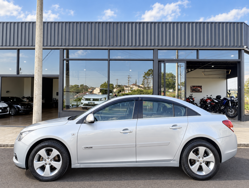 CHEVROLET Cruze Sedan - Foto