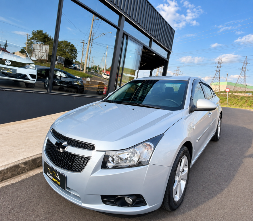 CHEVROLET Cruze Sedan - Foto
