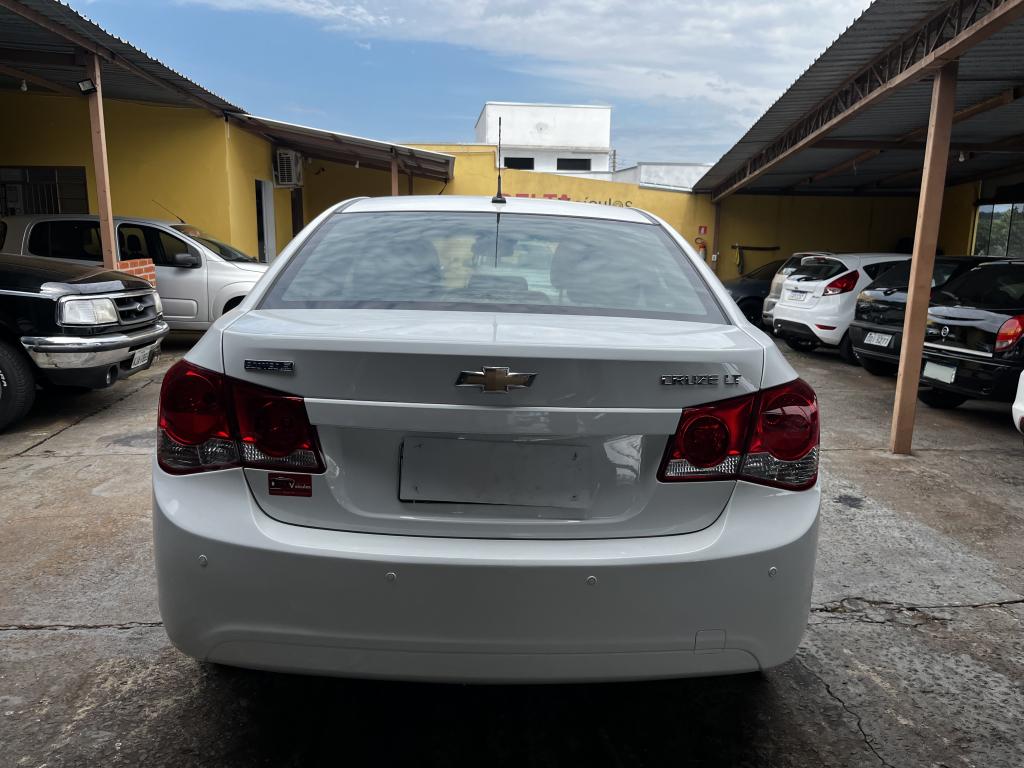 CHEVROLET Cruze Sedan - Foto