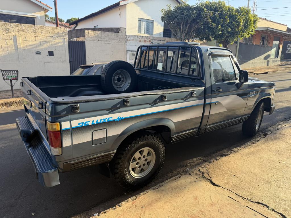 CHEVROLET D20 - Foto