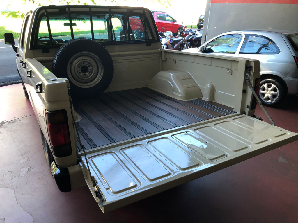 CHEVROLET D20 - Miniatura