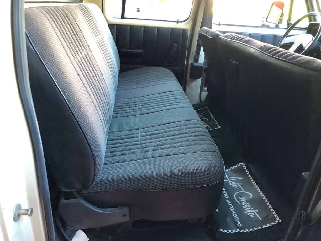 CHEVROLET D20 - Foto