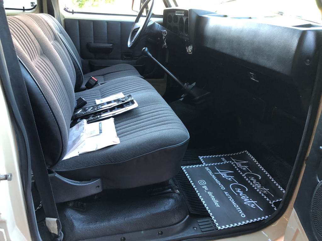 CHEVROLET D20 - Foto