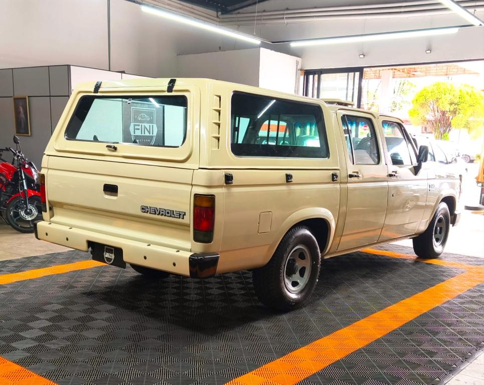 CHEVROLET D20 - Foto