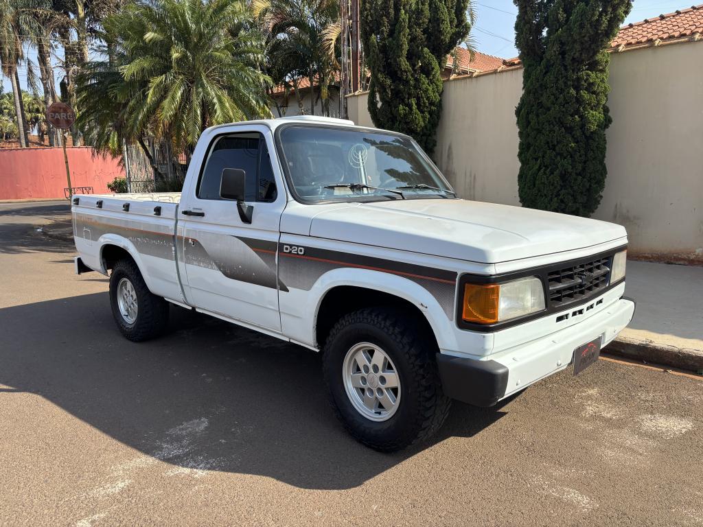 CHEVROLET D20 - Foto