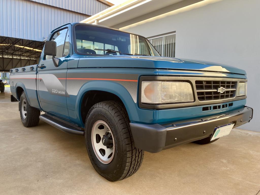 CHEVROLET D20 - Foto