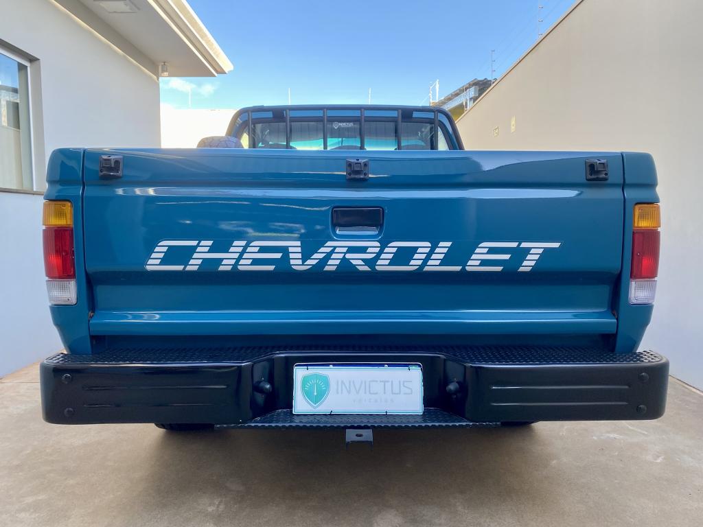 CHEVROLET D20 - Foto