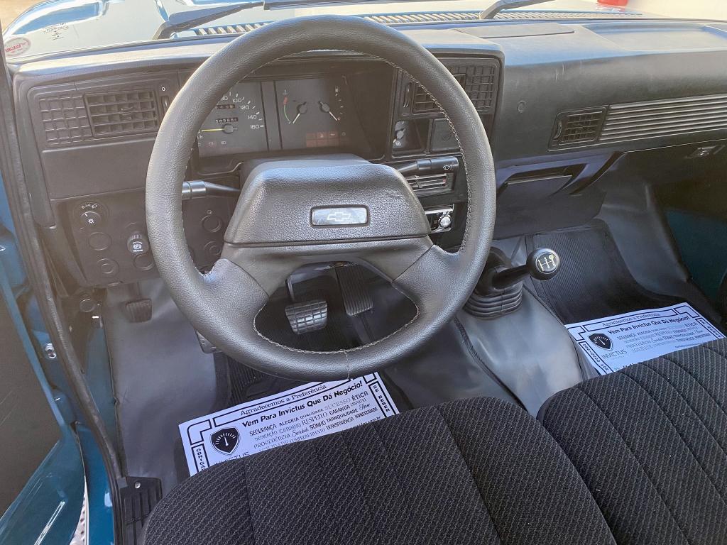 CHEVROLET D20 - Foto