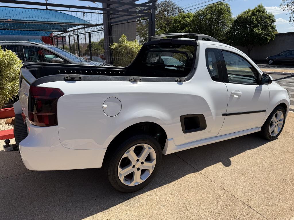 CHEVROLET Montana - Foto