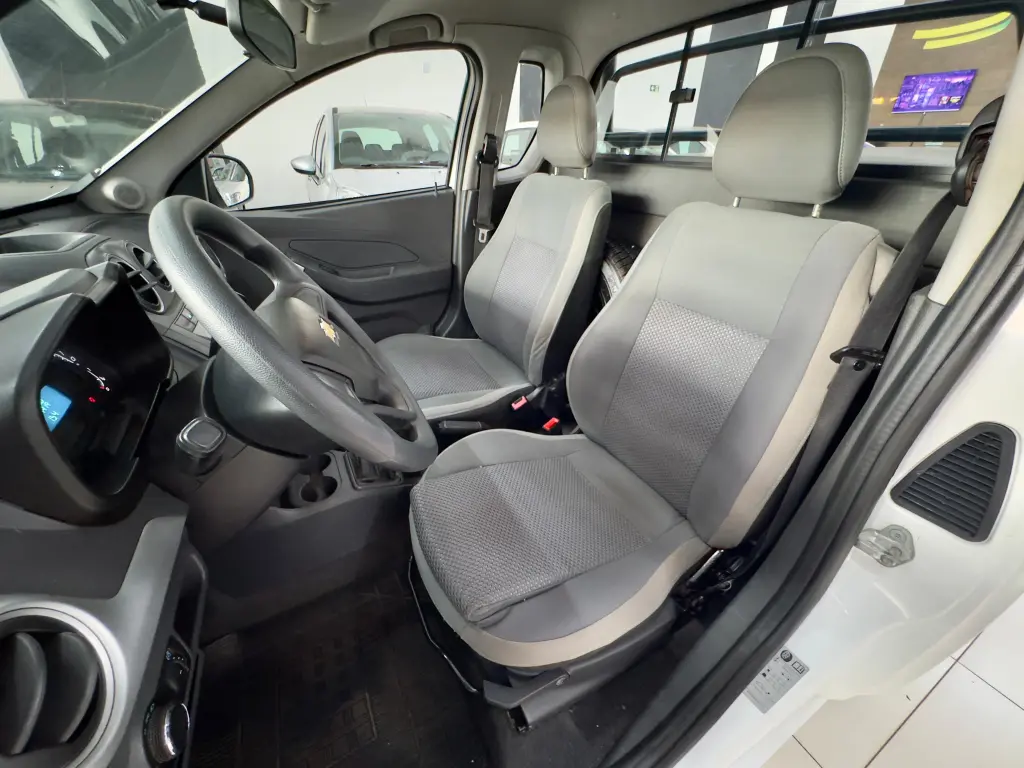 CHEVROLET Montana - Foto