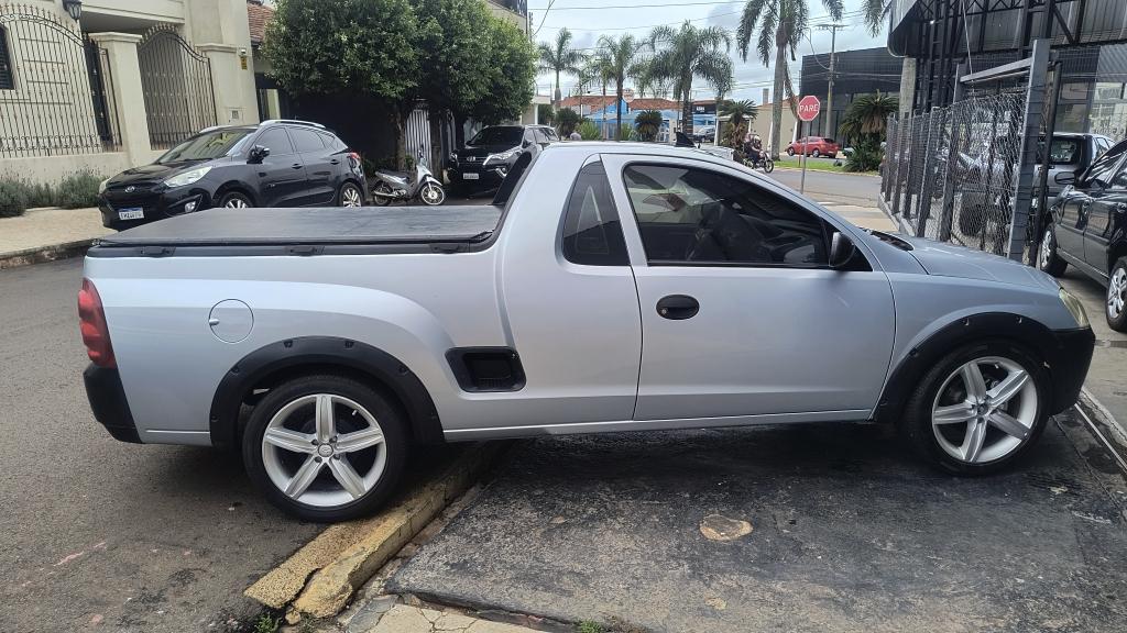 CHEVROLET Montana - Foto