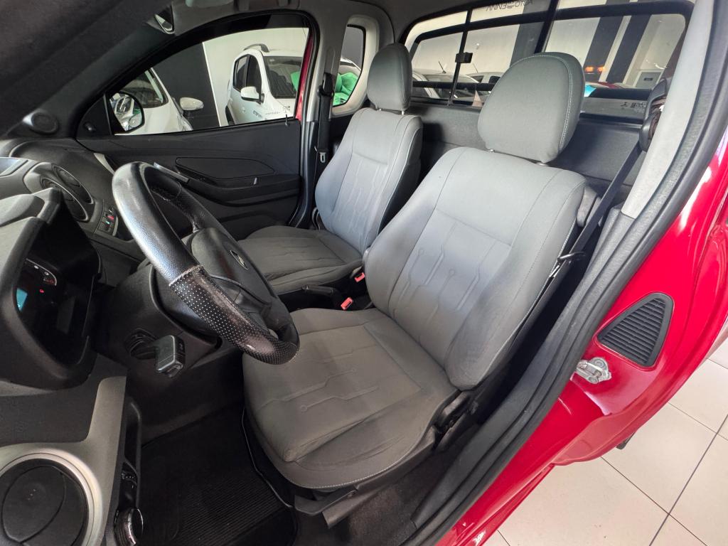 CHEVROLET Montana - Foto