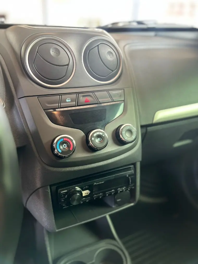 CHEVROLET Montana - Foto