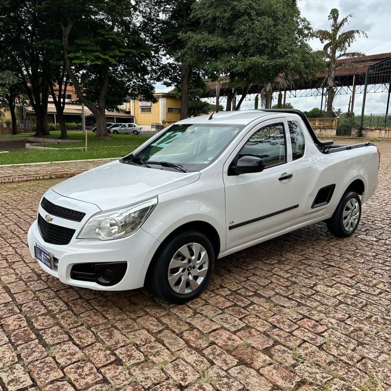 CHEVROLET Montana - Foto