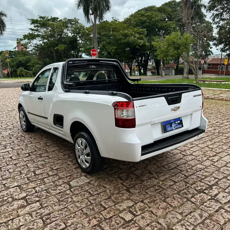 CHEVROLET Montana - Foto
