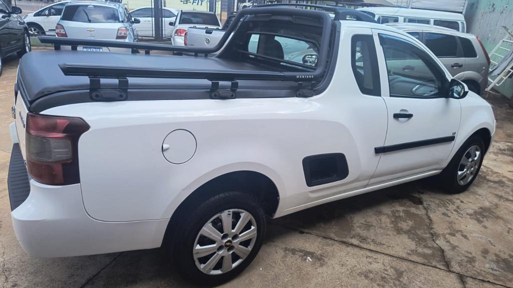 CHEVROLET Montana