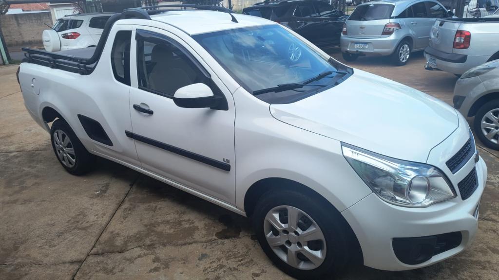 CHEVROLET Montana - Foto