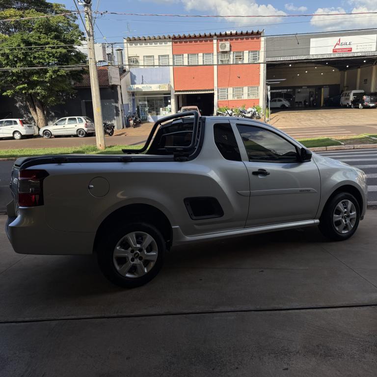 CHEVROLET Montana - Foto