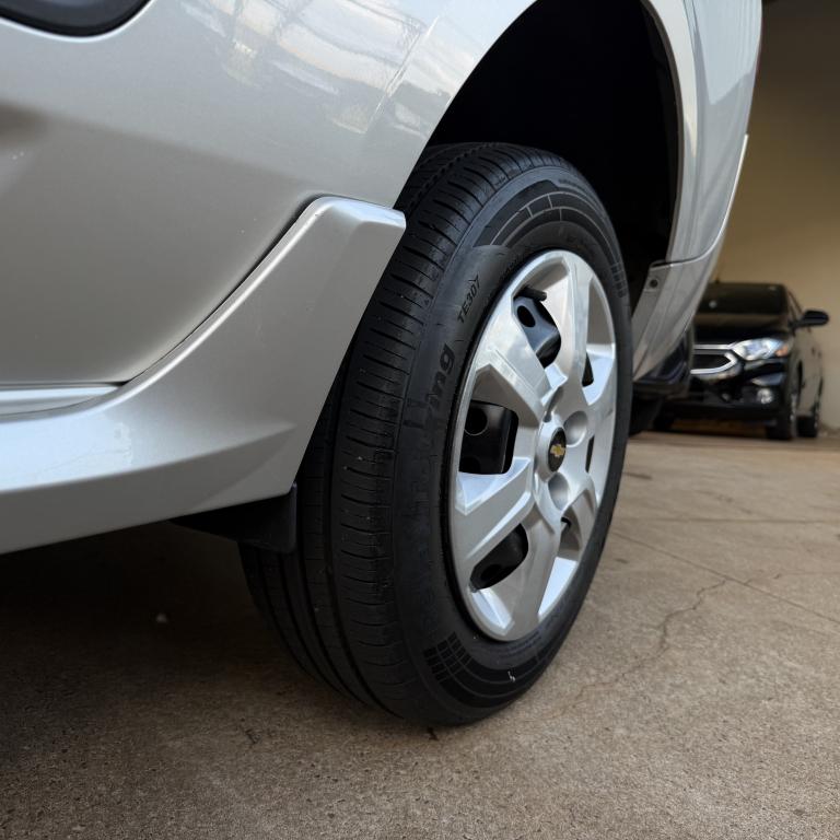 CHEVROLET Montana - Foto