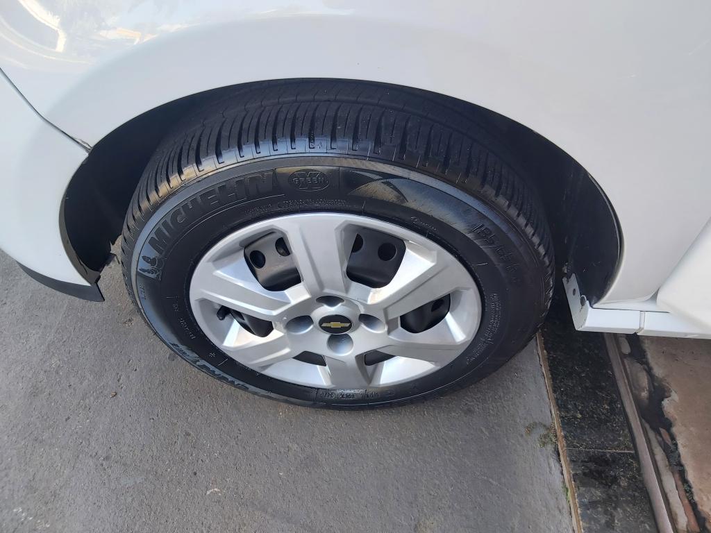 CHEVROLET Montana - Foto