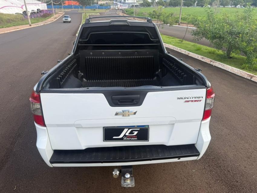 CHEVROLET Montana - Foto
