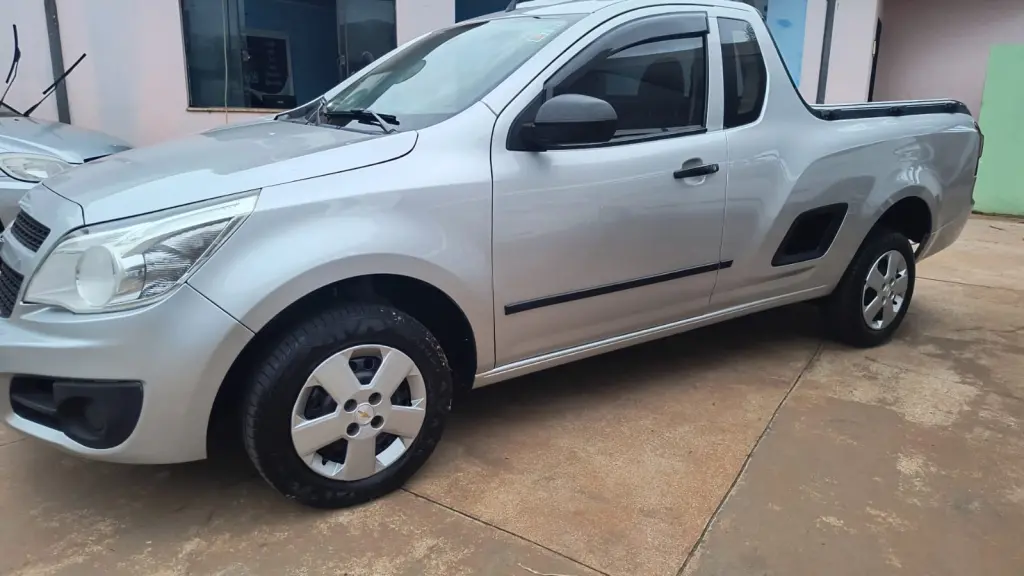 CHEVROLET Montana - Foto