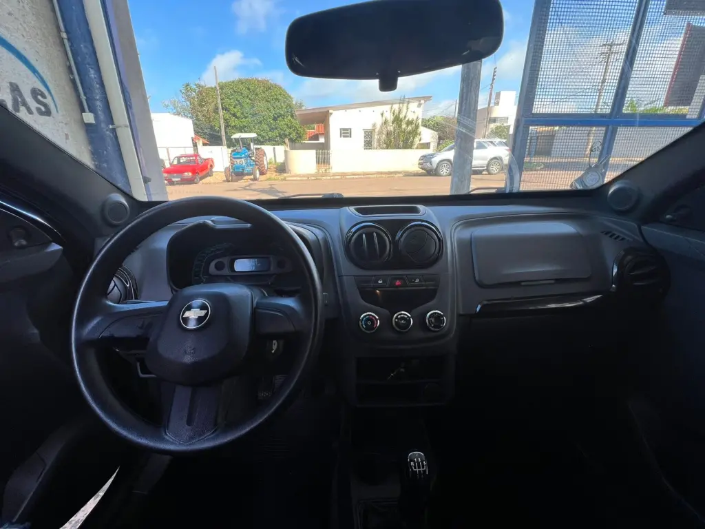 CHEVROLET Montana - Foto