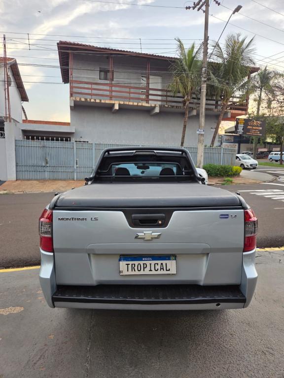 CHEVROLET Montana - Foto
