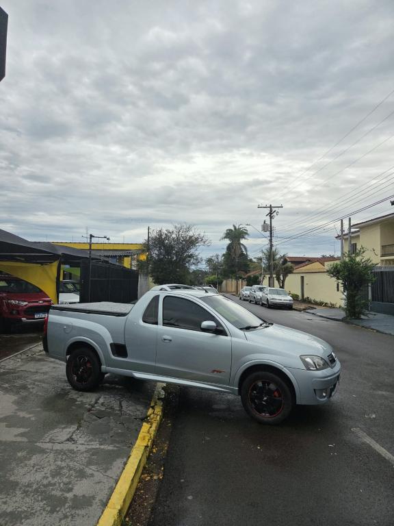 CHEVROLET Montana - Foto