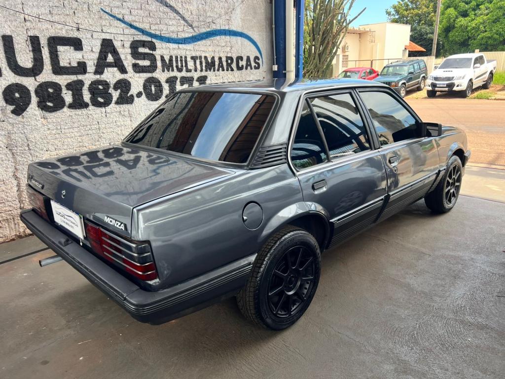 CHEVROLET Monza Sedan - Foto