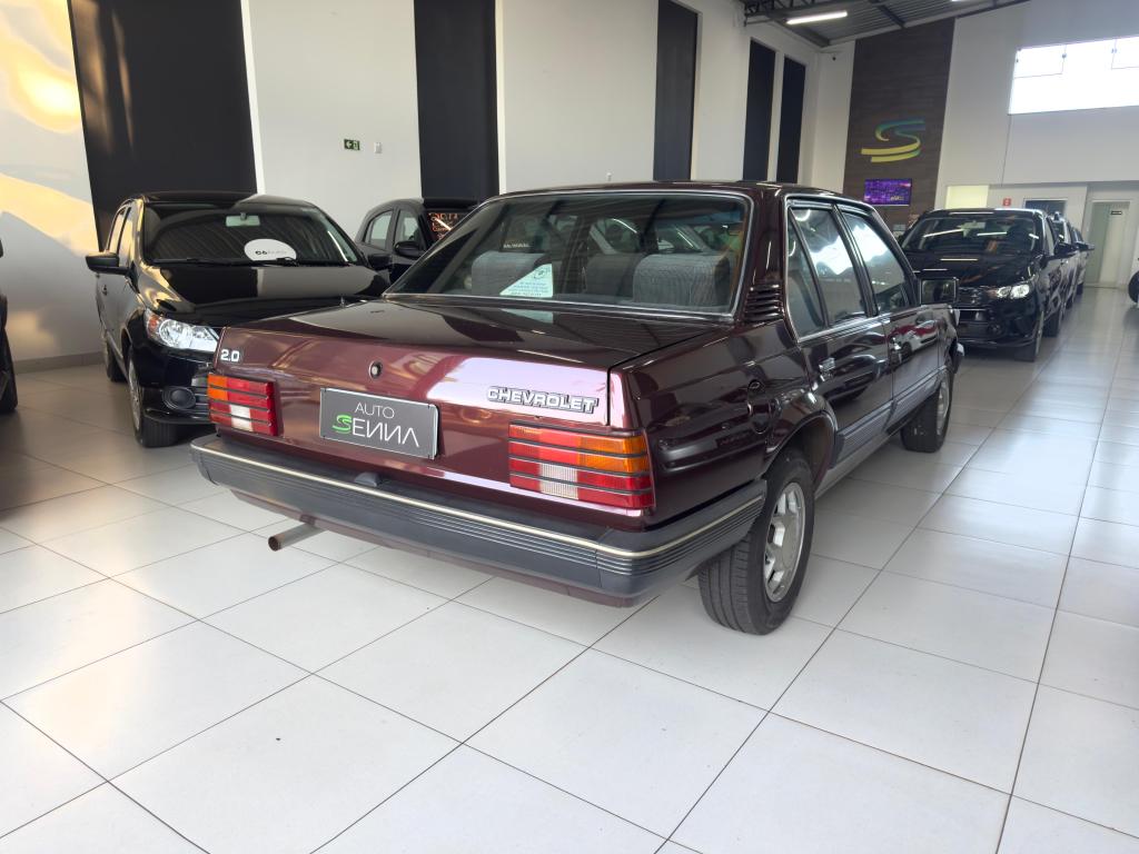 CHEVROLET Monza Sedan - Foto