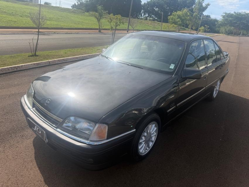 CHEVROLET Omega